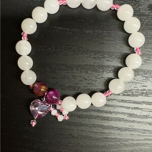 Elegant White and Pink Beaded Bracelet